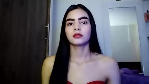 Snapshot of dulce_lucero chatting on 09/21/25, 04:41 dulce_lucero online show from 09/21/25, 04:41