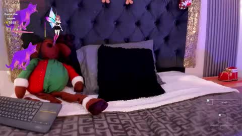 Dluce May online show from 11/21/25, 04:44