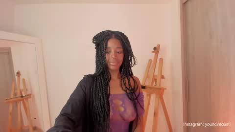 Snapshot of duna_du chatting on 12/17/24, 12:56 My birthday is tomorrow November 30 online show from 12/17/24, 12:56