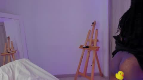 Snapshot of duna_du chatting on 12/17/24, 04:01 My birthday is tomorrow November 30 online show from 12/17/24, 04:01