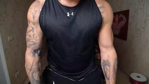 Snapshot of duncanstones chatting on 12/18/24, 11:24 DuncanStone online show from 12/18/24, 11:24