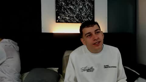 Thomas and Noah online show from 10/10/25, 01:10