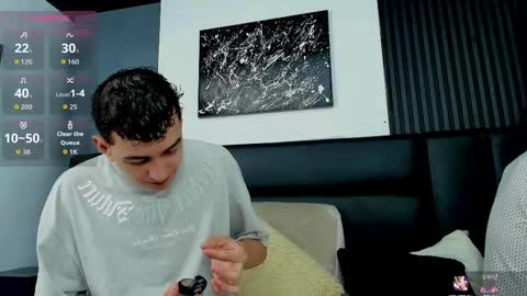 Thomas and Noah online show from 10/21/25, 12:28