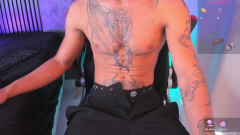 Snapshot of duriel_ chatting on 01/08/25, 03:17 Duriel online show from 01/08/25, 03:17