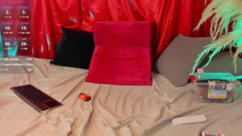 Snapshot of duriel_ chatting on 02/16/25, 03:38 Duriel online show from 02/16/25, 03:38