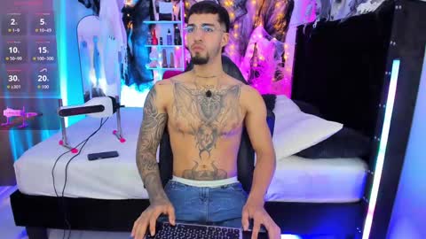 Snapshot of duriel_ chatting on 10/25/25, 08:47 Duriel online show from 10/25/25, 08:47