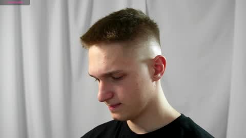 Snapshot of dustyn_fox chatting on 01/10/25, 02:13 Dustyn online show from 01/10/25, 02:13