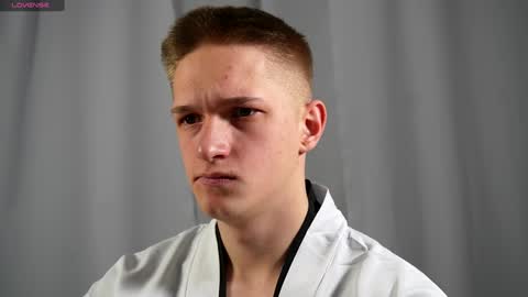 Snapshot of dustyn_fox chatting on 01/19/25, 02:38 Dustyn online show from 01/19/25, 02:38