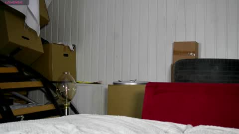 Snapshot of dustyn_fox chatting on 02/15/25, 03:06 Dustyn online show from 02/15/25, 03:06