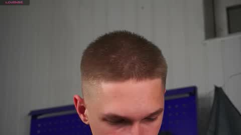 Snapshot of dustyn_fox chatting on 10/14/25, 04:41 Dustyn online show from 10/14/25, 04:41