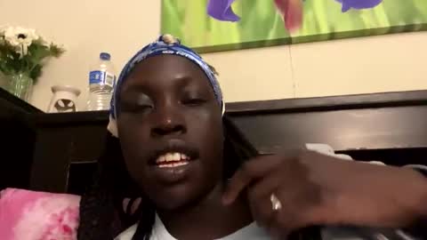 dutches_at online show from 11/02/25, 04:59