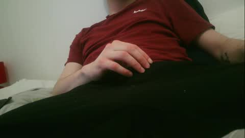 dy22__ online show from 02/21/25, 08:38