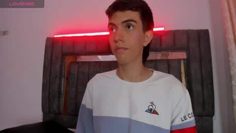 Dylan online show from 11/08/25, 11:32