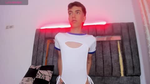 Dylan online show from 11/14/25, 11:31