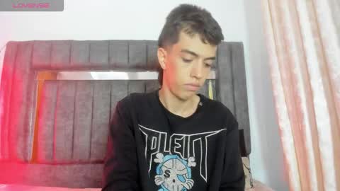 Dylan online show from 11/18/25, 11:36