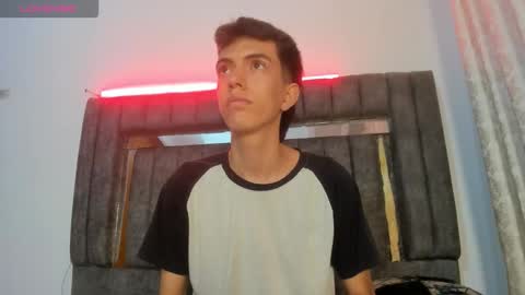 Dylan online show from 11/19/25, 11:32