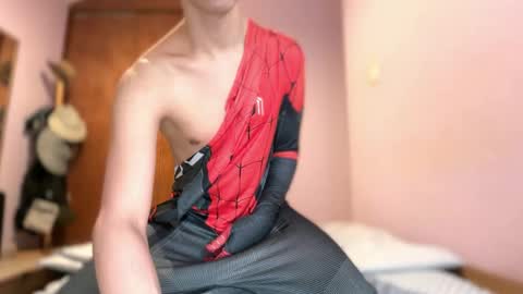 dylannewell online show from 10/19/25, 09:43