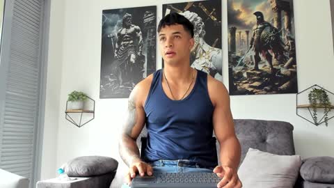 Snapshot of dylanrivera_ chatting on 02/04/25, 03:15 Dylan Rivera online show from 02/04/25, 03:15