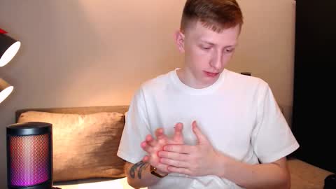 Julia and Dima online show from 10/23/25, 09:02