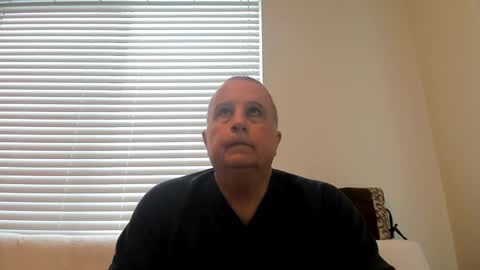 Snapshot of e_rectiom chatting on 02/08/25, 10:40 Mr Wonderful online show from 02/08/25, 10:40