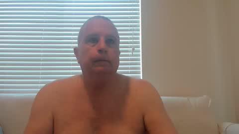 Snapshot of e_rectiom chatting on 10/07/25, 12:08 Mr Wonderful online show from 10/07/25, 12:08