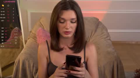 Eva online show from 09/14/25, 03:33