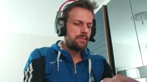 eaglecrm online show from 10/25/25, 09:06