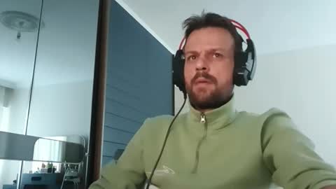 eaglecrm online show from 10/26/25, 01:28