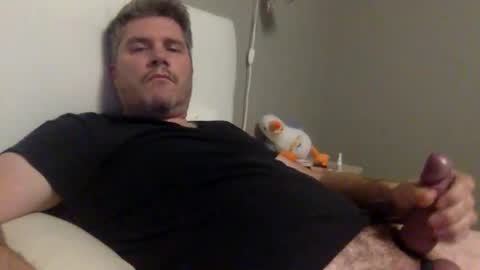 Snapshot of eagleraptor35 chatting on 10/22/25, 11:04 ER35 online show from 10/22/25, 11:04