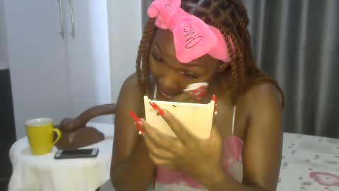 Snapshot of east_queen chatting on 03/02/25, 05:54 east_queen online show from 03/02/25, 05:54