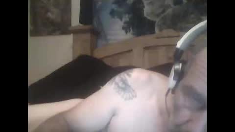 Easye online show from 10/10/25, 11:42