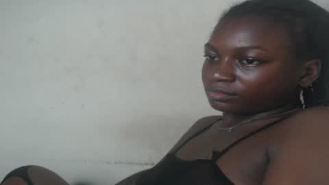 eatuupx online show from 01/30/25, 04:16