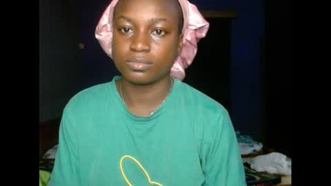 eatuupx online show from 02/08/25, 07:05