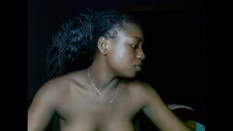 eatuupx online show from 03/02/25, 10:48