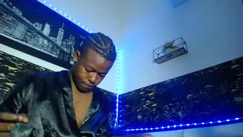 Chris Palaz  online show from 10/10/25, 06:18