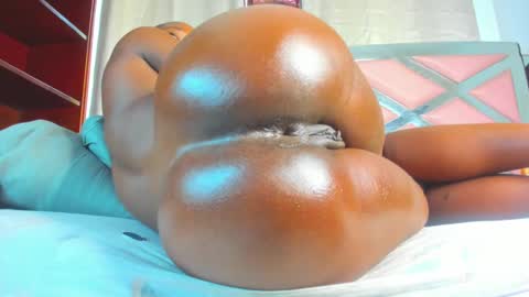 2 online show from 03/11/25, 07:03