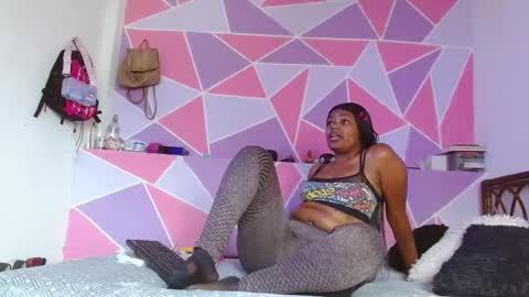 Snapshot of ebony_alika chatting on 10/01/25, 04:35 Alika Ashanti online show from 10/01/25, 04:35