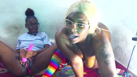 chayna smith online show from 12/04/24, 09:02