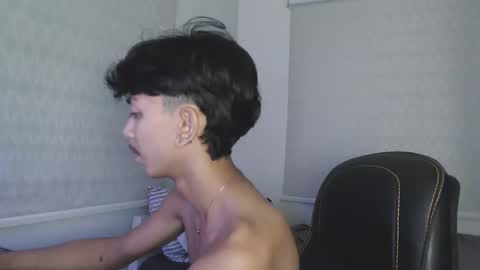 Snapshot of ebony_fuckboy chatting on 09/15/25, 08:47 ebony_fuckboy online show from 09/15/25, 08:47