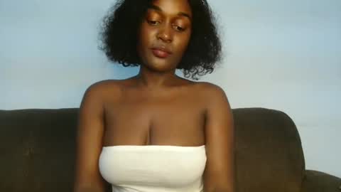 ebony online show from 09/22/25, 04:31