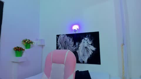 Snapshot of ebony_katterin chatting on 02/05/25, 07:10 ebony_katterin online show from 02/05/25, 07:10