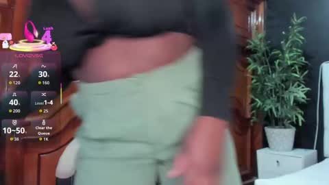 Snapshot of ebony_katterin chatting on 09/24/25, 10:51 ebony_katterin online show from 09/24/25, 10:51