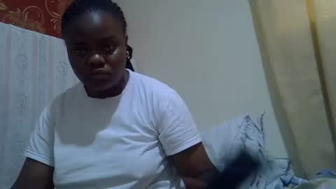 Snapshot of ebony_maria chatting on 09/15/25, 07:08 ebony_maria online show from 09/15/25, 07:08
