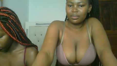 Snapshot of ebony_meeky chatting on 10/05/25, 02:59 ebony_meeky online show from 10/05/25, 02:59