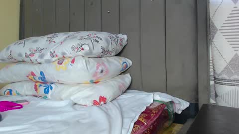 EBONY PETITE online show from 03/06/25, 07:03