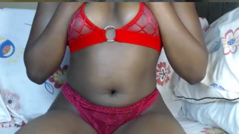 Snapshot of ebony_petite02 chatting on 11/24/25, 09:53 ebony_petite02 online show from 11/24/25, 09:53