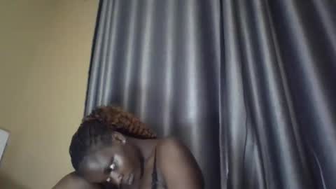 Snapshot of ebony_tasha chatting on 03/08/25, 09:08 tasha online show from 03/08/25, 09:08