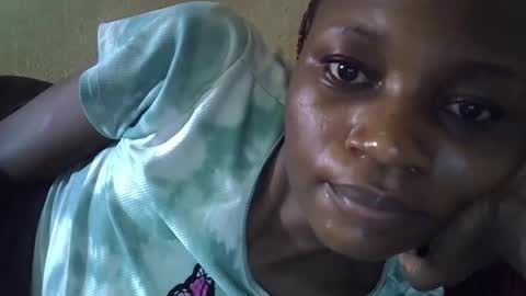 Snapshot of ebonycutegal4 chatting on 11/02/25, 06:49 MELLEN online show from 11/02/25, 06:49