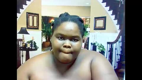 ebonyhotbuns4u2luv online show from 03/08/25, 01:14