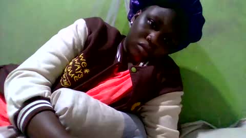 Toto online show from 10/13/25, 02:22